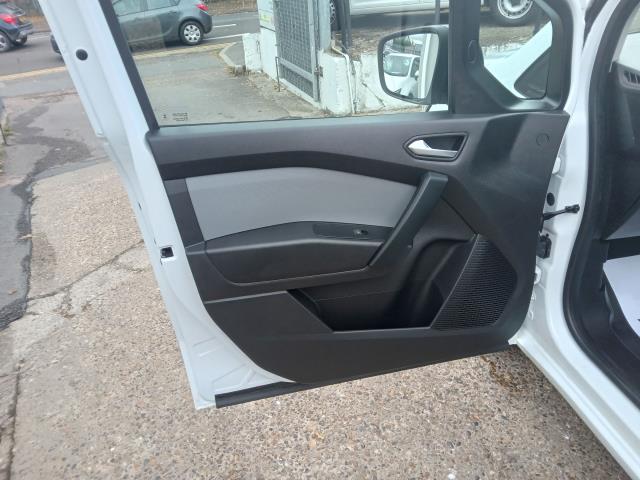 2023 Renault Kangoo ML19 ADVANCE BLUE DCI (WM23RZW) Image 20