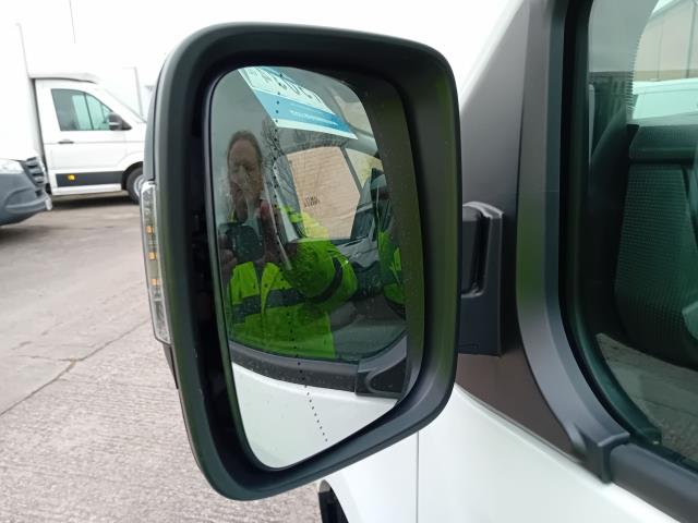 2023 Renault Trafic SL28 L1 H1 BLUE DCI 130PS BUSINESS+  EURO 6 (WM23SBZ) Image 40