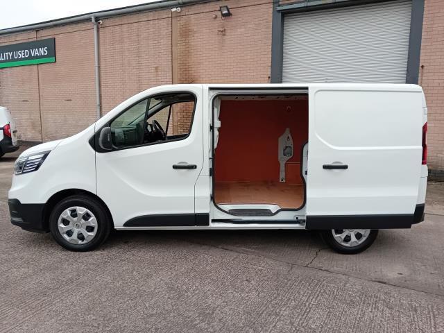 2023 Renault Trafic SL28 L1 H1 BLUE DCI 130PS BUSINESS+  EURO 6 (WM23SBZ) Image 10