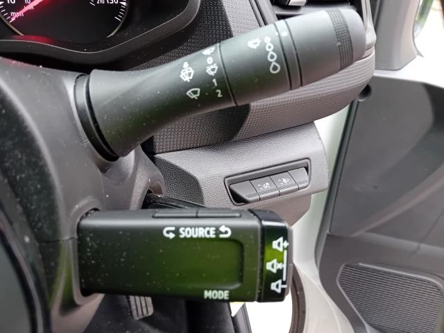 2023 Renault Trafic SL28 L1 H1 BLUE DCI 130PS BUSINESS+  EURO 6 (WM23SBZ) Image 37