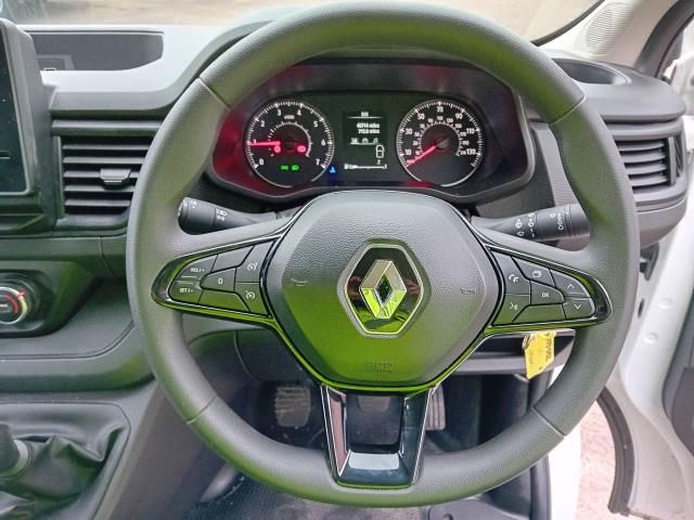 2023 Renault Trafic SL28 L1 H1 BLUE DCI 130PS BUSINESS+  EURO 6 (WM23SBZ) Image 17