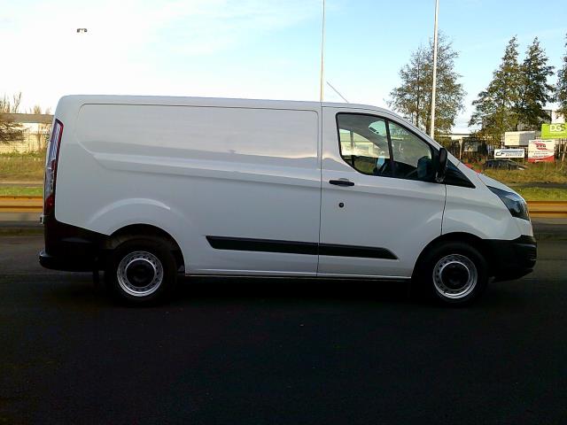 2017 Ford Transit Custom 2.0 Tdci 105Ps Low Roof Van (WM67CUG) Image 11