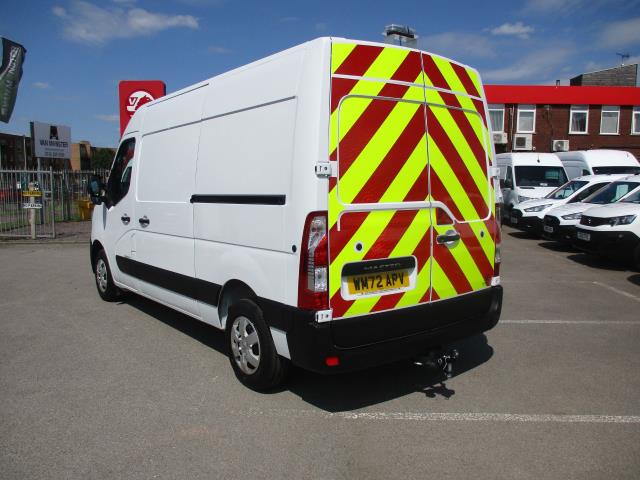 2022 Renault Master MWB FWD MM35DCI 135PS BUSINESS + MEDIUM ROOF (WM72APV) Image 6