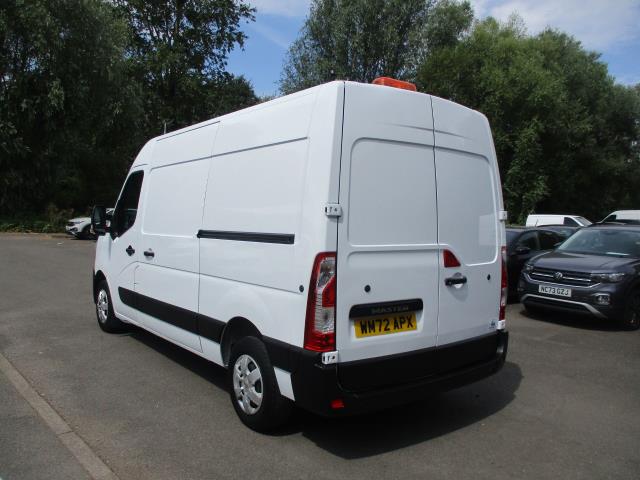 2022 Renault Master Mm35dci 135 Business+ Medium Roof Van (WM72APX) Image 7