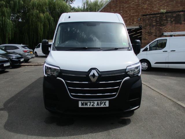 2022 Renault Master Mm35dci 135 Business+ Medium Roof Van (WM72APX) Image 11