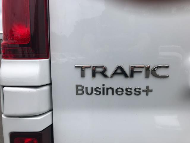2022 Renault Trafic Sl28 Blue Dci 130 Business+ Van (WM72BMZ) Image 18
