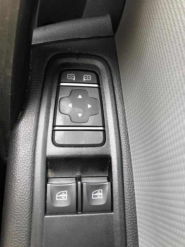 2023 Renault Kangoo Ml19 Tce 100 Advance Van (WM73FWE) Image 24