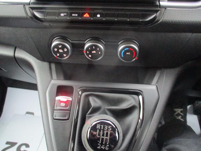 2023 Renault Kangoo Ml19 Tce 100 Advance Van (WM73FWZ) Image 27