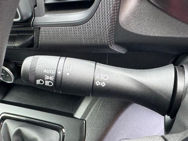 2023 Renault Kangoo Ml19 Tce 100 Advance Van (WM73FYV) Image 25