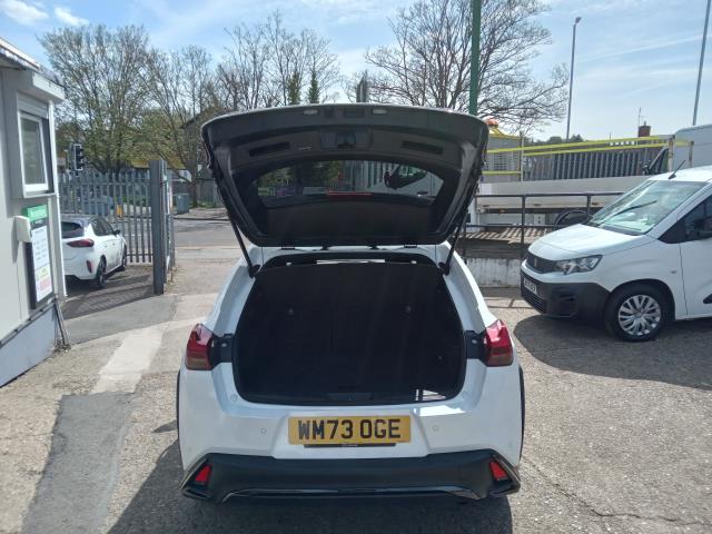 2024 Lexus Ux 250H 2.0 F-Sport Design 5Dr Cvt (WM73OGE) Image 11