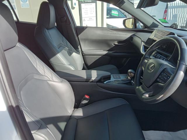 2023 Lexus Ux 250H 2.0 F-Sport Design 5Dr Cvt (WM73OGF) Image 28