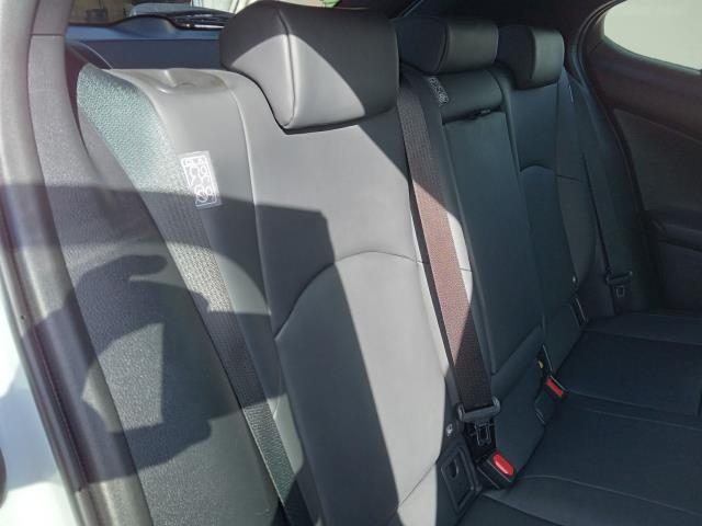 2023 Lexus Ux 250H 2.0 F-Sport Design 5Dr Cvt (WM73OGF) Image 25