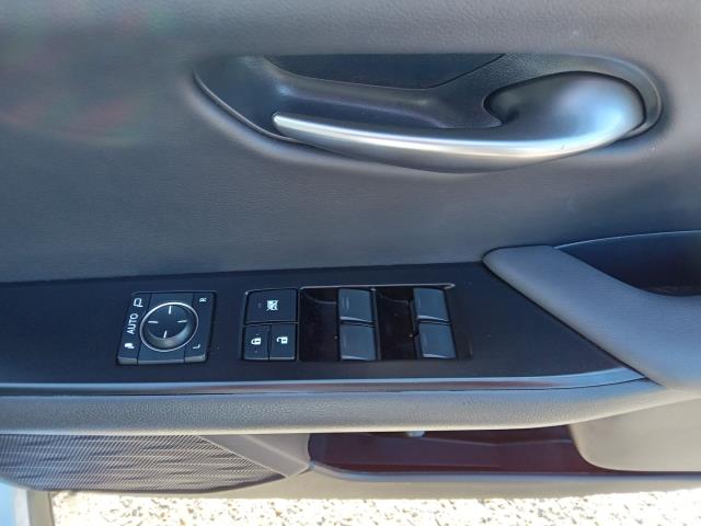 2023 Lexus Ux 250H 2.0 F-Sport Design 5Dr Cvt (WM73OGF) Image 30