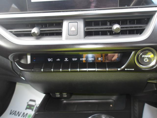 2023 Lexus Ux 250H 2.0 F-Sport Design 5Dr Cvt (WM73OGJ) Image 27