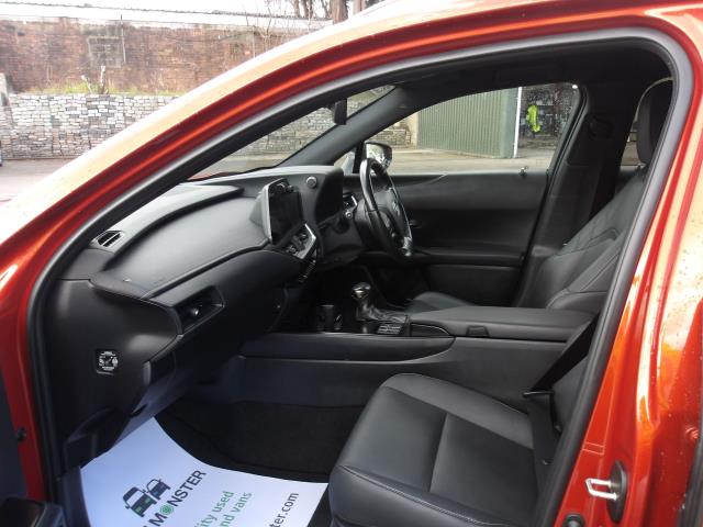 2023 Lexus Ux 250H 2.0 F-Sport Design 5Dr Cvt (WM73OGJ) Image 14