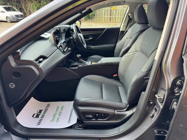 2023 Lexus Es 300H 2.5 4Dr Cvt Premium Edition (WM73OJO) Image 18