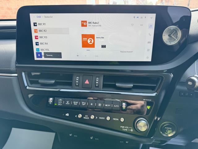 2023 Lexus Es 300H 2.5 4Dr Cvt Premium Edition (WM73OJO) Image 36