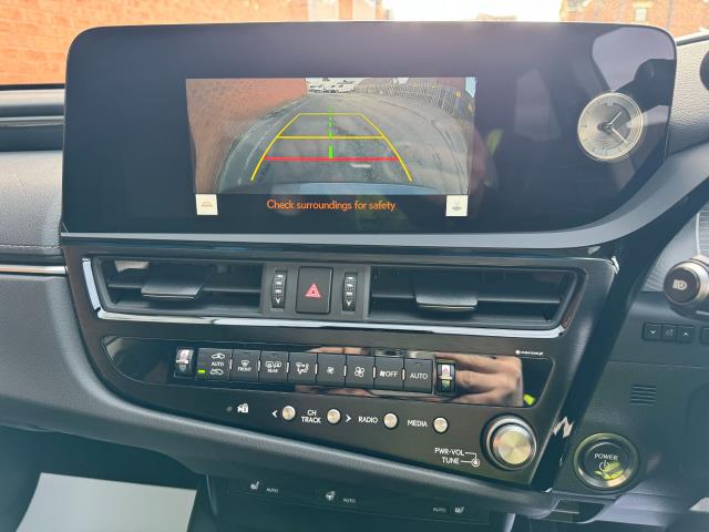 2023 Lexus Es 300H 2.5 4Dr Cvt Premium Edition (WM73OJO) Image 39