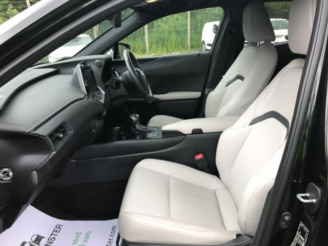 2023 Lexus Ux 250H 2.0 F-Sport Design 5Dr Cvt (WM73OKO) Image 14
