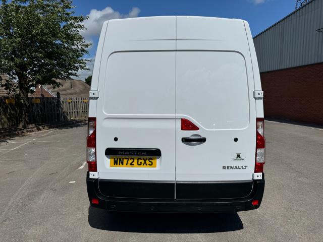 2022 Renault Master MM 35 DCI135 Business+ Medium Roof Van (WN72GXS) Image 8