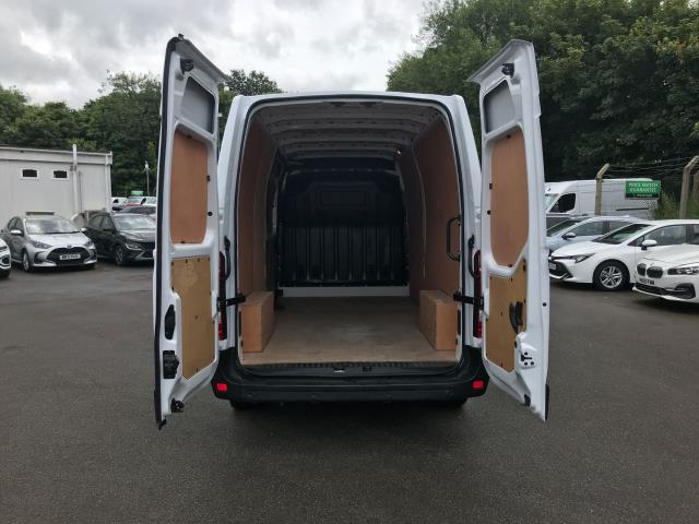 2022 Renault Master LM35 DCI 135 BUSINESS+ MEDIUM ROOF EURO 6 VAN (WN72LSF) Image 10