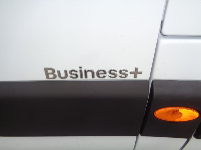 2022 Renault Master Lm35dci 135 Business+ Medium Roof Van (WN72LVL) Image 21