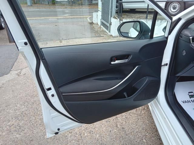 2022 Toyota Corolla 1.8 Vvt-I Hybrid Icon 5Dr Cvt (WN72SXP) Image 18