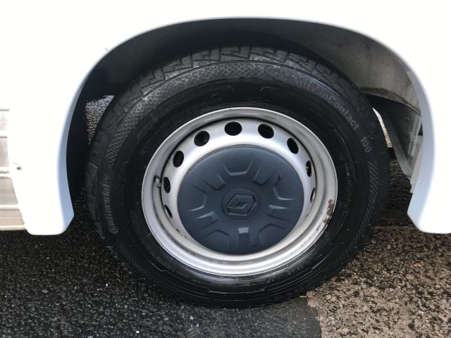 2023 Renault Master LL35 2.3BLUE DCI LOW LOADER BUSINESS LUTON 130PS EURO 6 (WO23OUA) Image 18