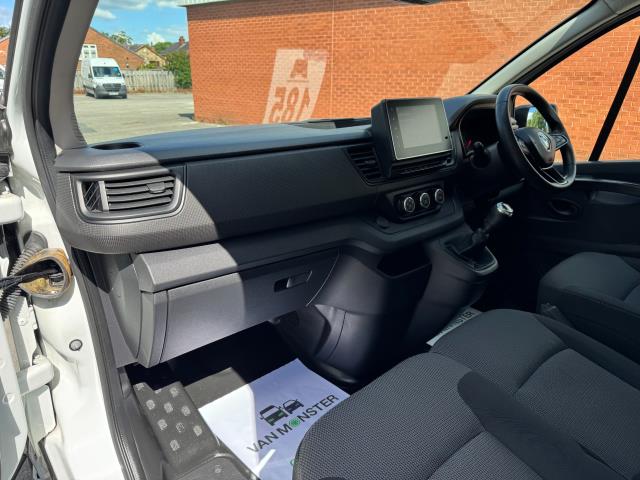 2023 Renault Trafic Sl28 Blue Dci 130 Business+ Van (WO72CPX) Image 36