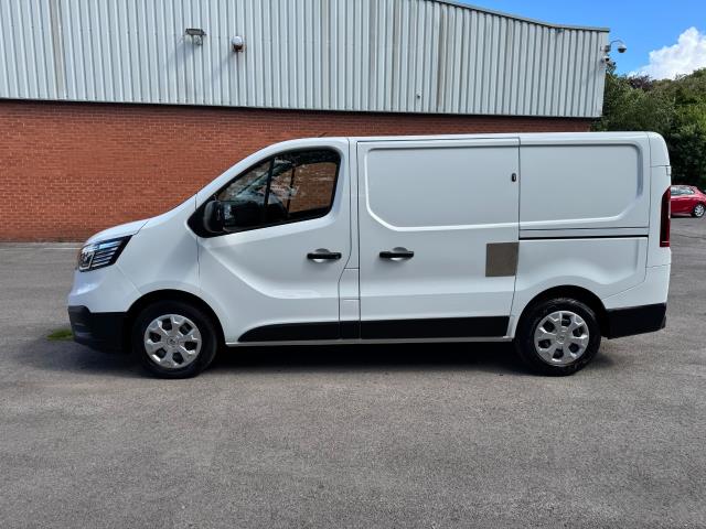 2023 Renault Trafic Sl28 Blue Dci 130 Business+ Van (WO72CPX) Image 6