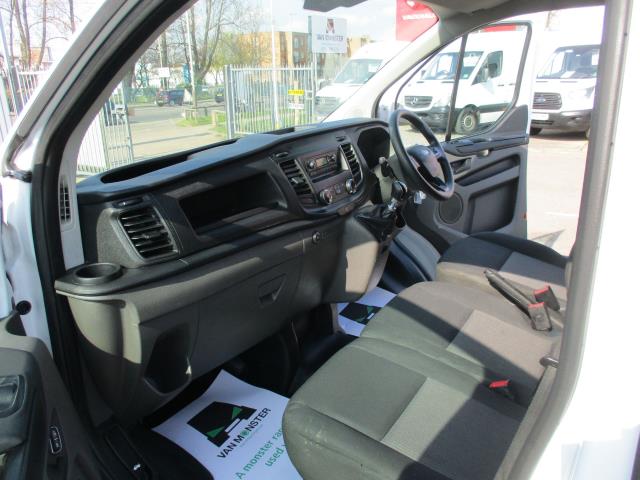 2018 Ford Transit Custom  300 L1 DIESEL FWD 2.0 TDCI 105PS LOW ROOF VAN EURO 6 (WP18OHR) Image 16