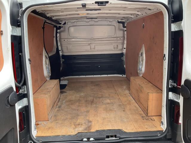 2022 Renault Trafic Sl28 Blue Dci 150 Business Van (WP22HVC) Image 13