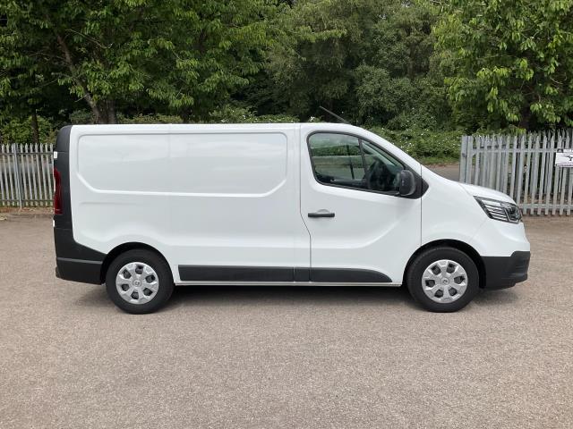 2022 Renault Trafic Sl28 Blue Dci 150 Business Van (WP22HVC) Image 15