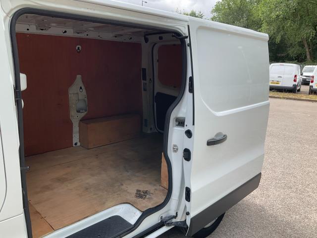 2022 Renault Trafic Sl28 Blue Dci 150 Business Van (WP22HVC) Image 8