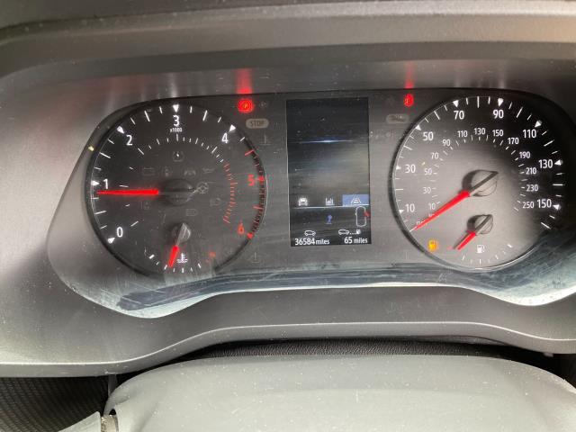 2022 Renault Trafic Sl28 Blue Dci 150 Business Van (WP22HVC) Image 18