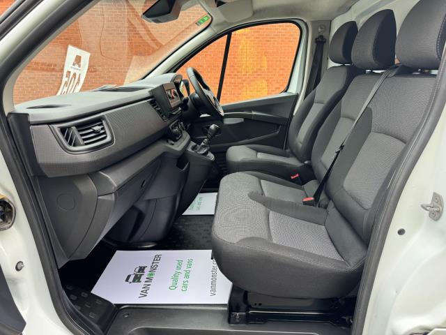 2022 Renault Trafic Sl28 Blue DCI SWB 150 Business Van (WP22HVK) Image 36