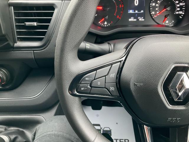 2022 Renault Trafic Sl28 Blue Dci 150 Business Van (WP22ZRX) Image 26