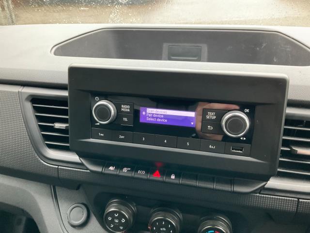 2022 Renault Trafic Sl28 Blue Dci 150 Business Van (WP22ZRX) Image 21