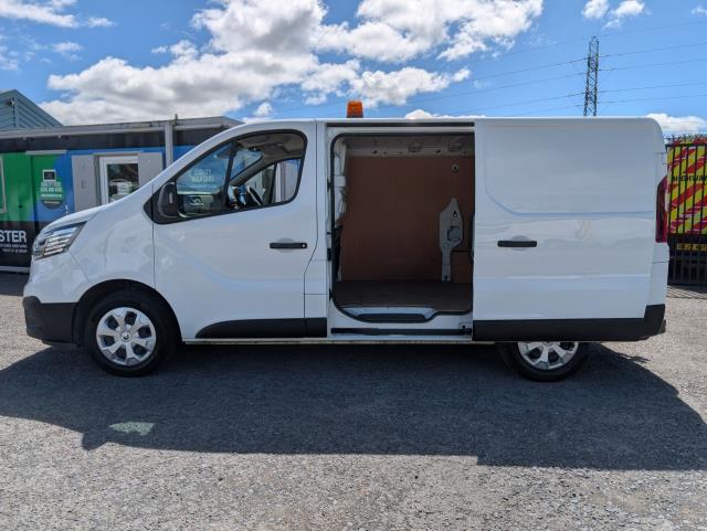 2023 Renault Trafic Sl28 Blue Dci 130 Business+ Van - 1 Owner | Reliable | Pre-Order Now (WP23DYM) Image 6