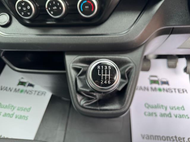 2023 Renault Trafic Sl28 Blue DCI 130 Business+ Van (WP23FBE) Image 32
