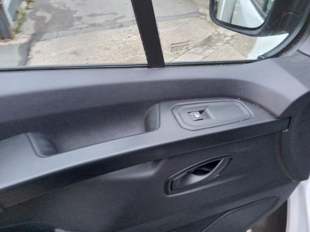 2023 Renault Trafic Sl28 Blue Dci 130 Business+ Van (WP23YPO) Image 18