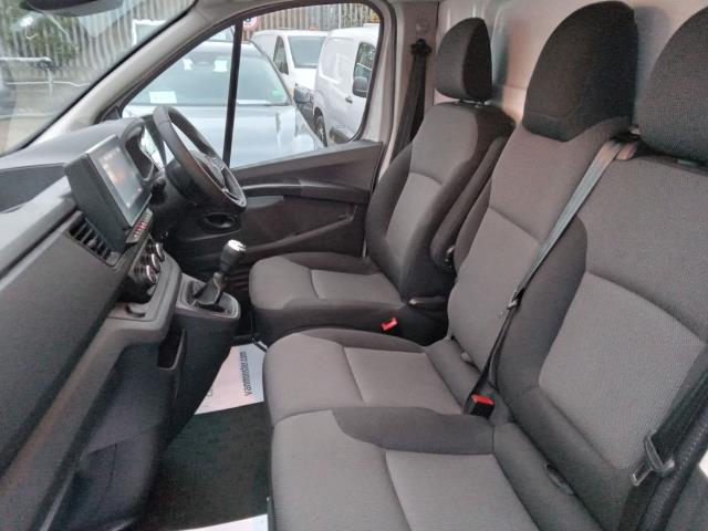 2023 Renault Trafic Sl28 Blue Dci 130 Business+ Van (WP23YPO) Image 17