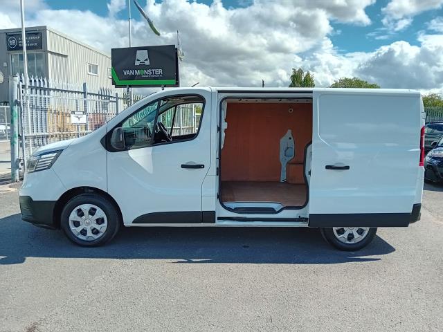 2023 Renault Trafic SL28 L1 H1 BLUE DCI 130PS BUSINESS+  EURO 6 (WP23YRW) Image 8