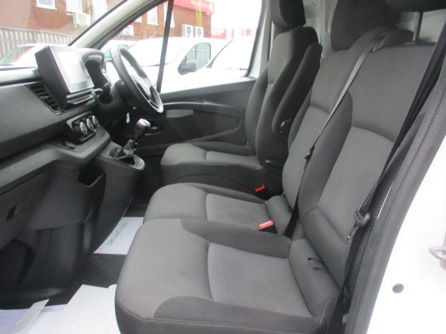 2023 Renault Trafic Sl28 Blue Dci 130 Business+ Van (WP23YST) Image 29