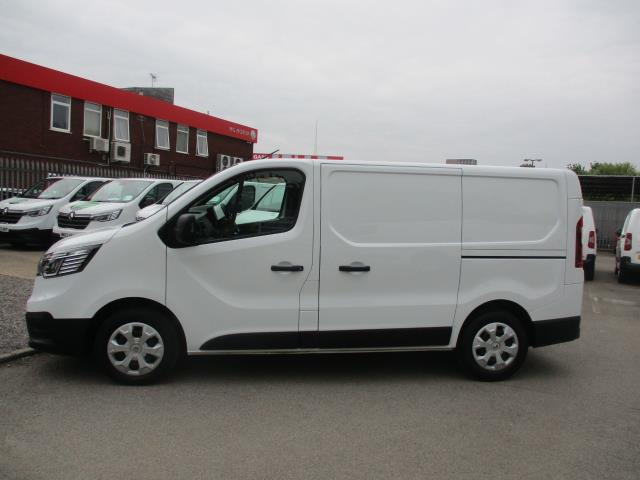 2023 Renault Trafic Sl28 Blue Dci 130 Business+ Van (WP23YST) Image 8