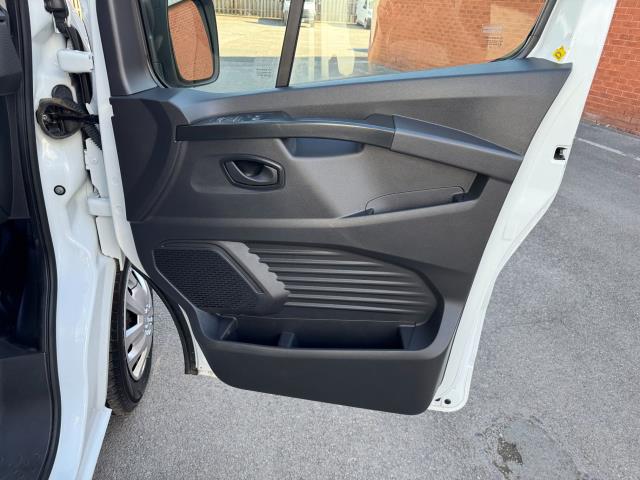 2023 Renault Trafic Sl28 Blue Dci 130 Business+ Van EURO 6 (WP23YVU) Image 18