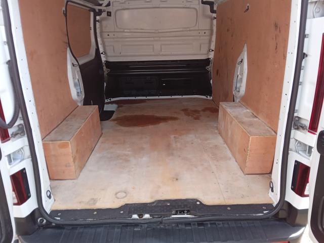 2023 Renault Trafic Sl28 Blue Dci 130 Business+ Van 68MPH Limiter (WP23YWF) Image 13