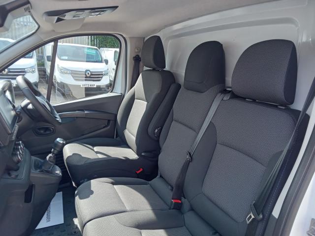2023 Renault Trafic Sl28 Blue Dci 130 Business+ Van 68MPH Limiter (WP23YWF) Image 18