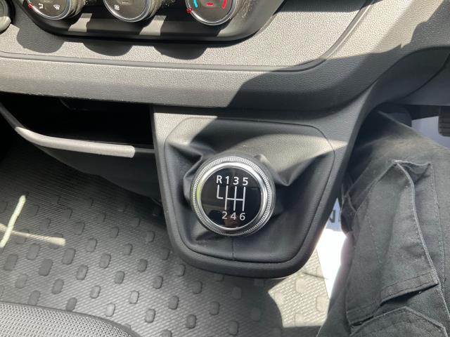 2023 Renault Trafic Sl28 Blue Dci 130 Business+ Van (WP23YWV) Image 25