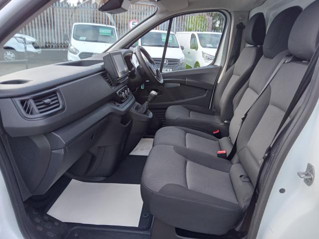 2023 Renault Trafic Sl28 Blue Dci 130 Business+ Van (WP23YXH) Image 16